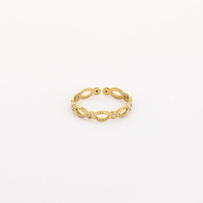 Twisted diamond ring gold