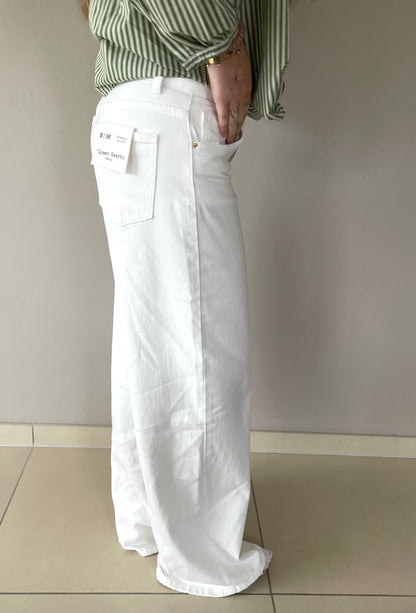 Low waisted wide leg jeans white