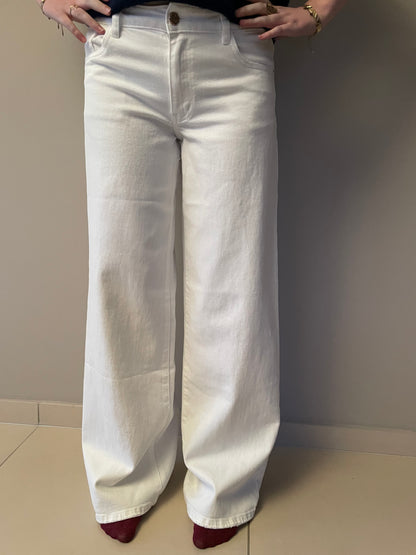 Low waisted jeans white