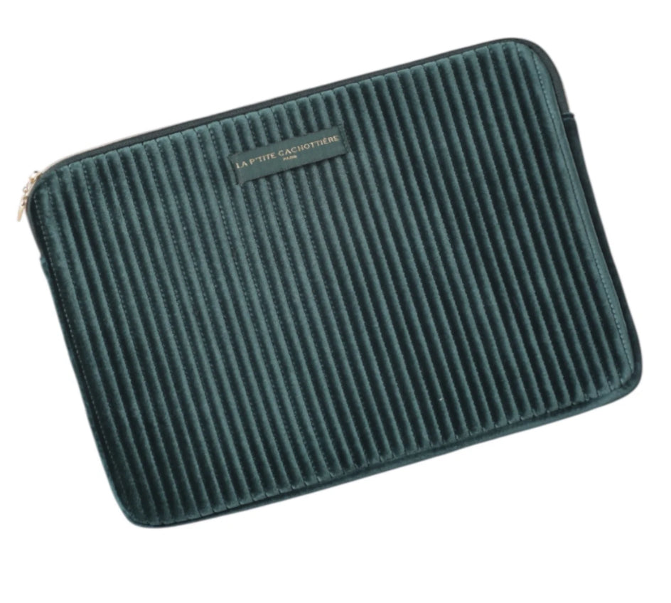 Laptophoes velvet 13inch donker groen