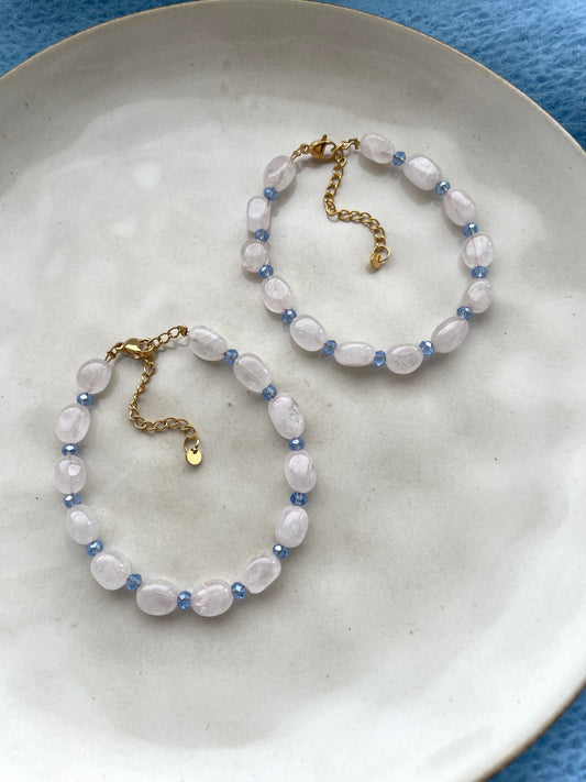 Rozenkwarts stone bracelet light blue