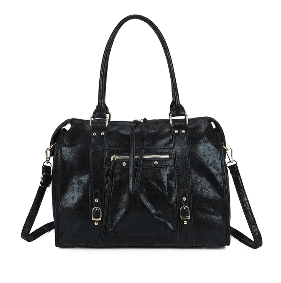 It girl bag black