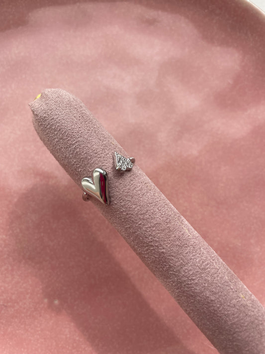 Hearts diamond ring silver